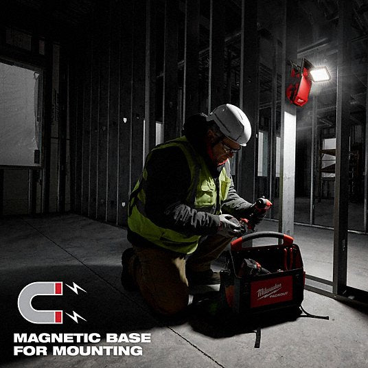 Milwaukee M18™ ROVER™ Clamping Flood Light - Cordless Work Light