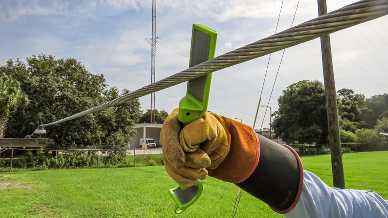 MADI  FlatRound The Lineman’s Wire Brush (95-FRWB1)