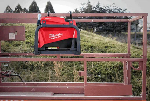 M18 FORCE LOGIC 10,000psi Hydraulic Pump - 2774-21HD